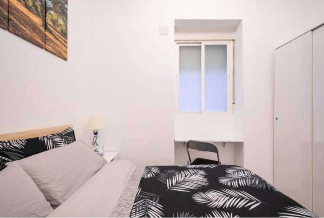 Bedroom Madrid City Center Exteriér fotografie